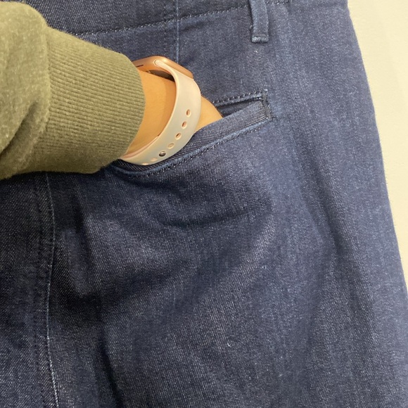 COPY - Ann Taylor dark wash cropped wide leg high- rise jean | size 6 petite - Picture 12 of 13